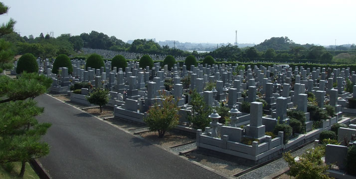 明石市立石ヶ谷墓園