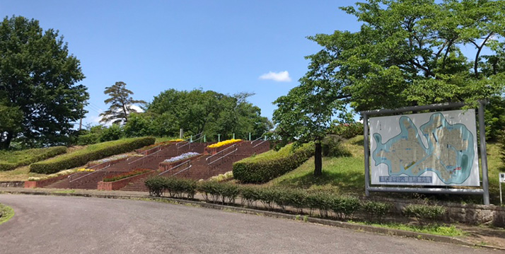 春日井市営墓地　潮見坂平和公園