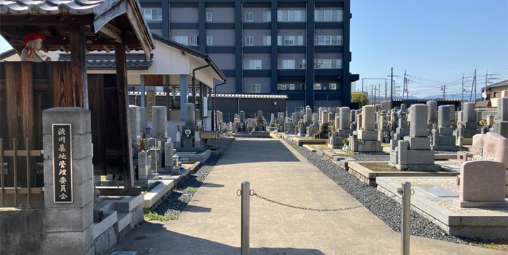 渋川墓地