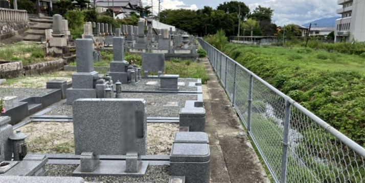 墓域の様子3